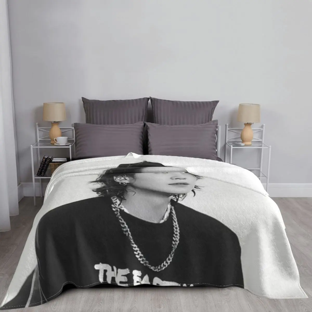 Yoongi concert Throw Blanket D - Flamethrower Cosplay Prop recension och pris
